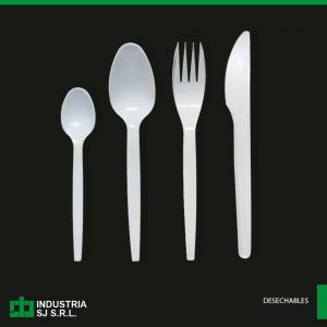 Cubiertos desechables